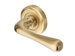 Charlbury Lever on Round Rose