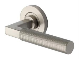 Signac Lever on Round Rose