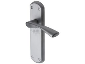 Atlanta Lever on Plate