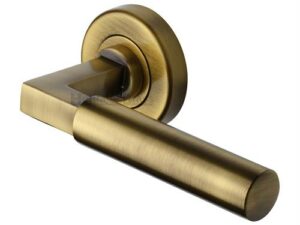 Bauhaus Lever on Round Rose