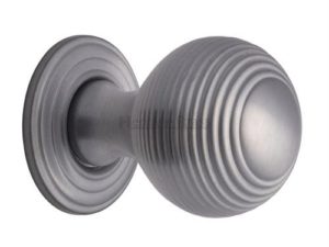 Reeded Cabinet Knob with Base